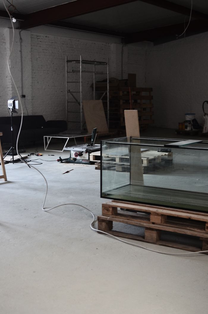 Budowa akwarium ściennego.