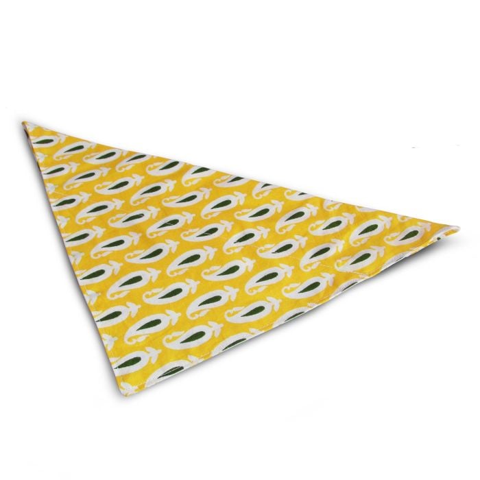 Żółta bandana dla psa.