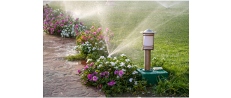 Nawadnianie ogrodu - wybór gotowego systemu czy wykonanie takiego samemu?